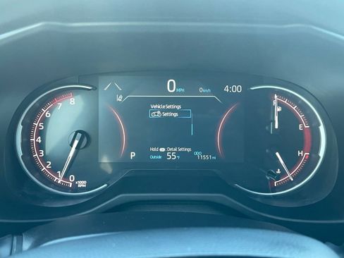 Used 2025 Toyota RAV4 XLE image 41