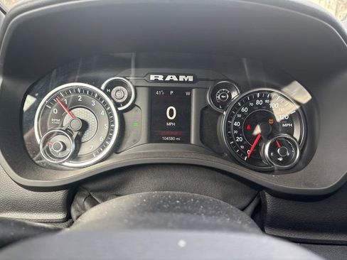 Used 2019 RAM 1500 Big Horn image 12