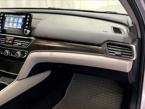 Used 2020 Honda Accord EX-L image 13