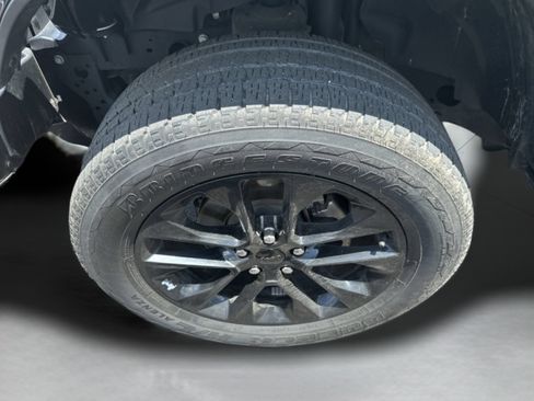 Used 2023 Jeep Wrangler Unlimited Sahara AWD/4WD image 25