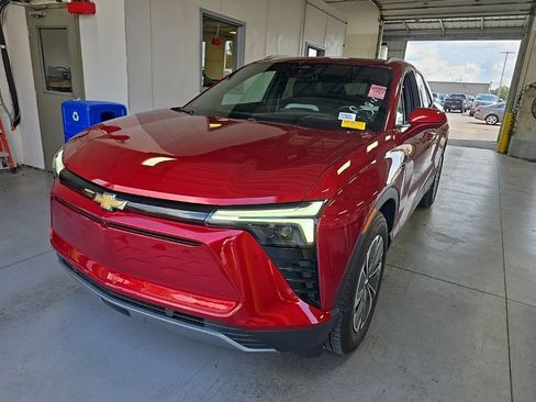 Used 2024 Chevrolet Blazer EV LT AWD/4WD image 2