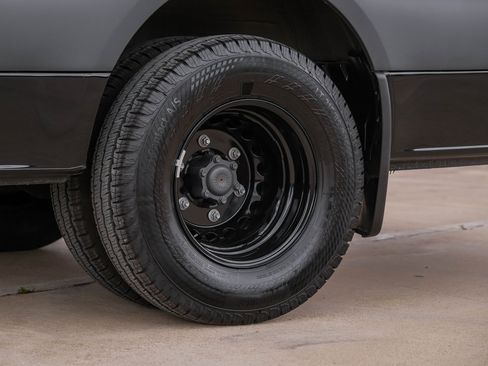 Used 2024 Mercedes-Benz Sprinter 3500 image 94