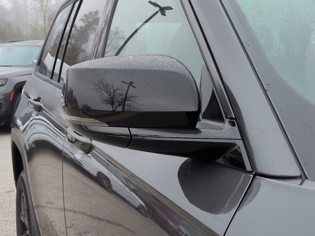 New 2026 Jeep Grand Cherokee Altitude RWD image 11
