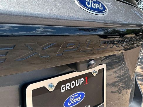 Certified 2023 Ford Explorer ST-Line w/ Class IV Trailer Tow Package RWD image 9