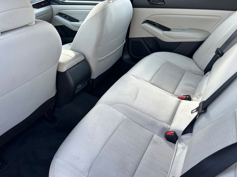 Certified 2023 Nissan Altima 2.5 SV w/ SV Premium Package image 15