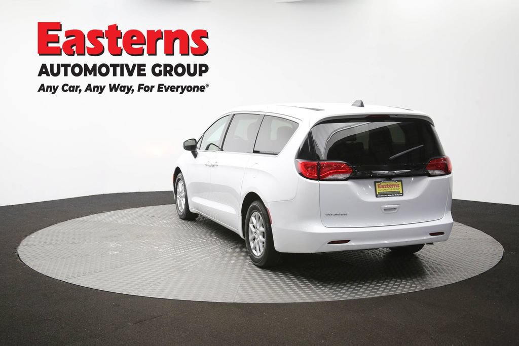 Used 2022 Chrysler Voyager LX FWD image 66