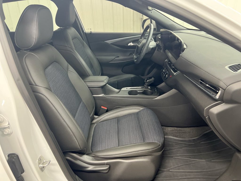 Used 2024 Buick Envista Preferred w/ Convenience I Package FWD image 21