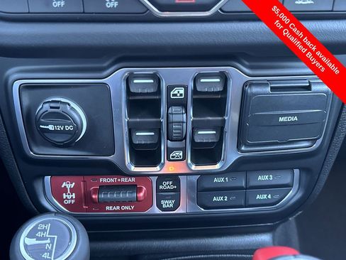 New 2026 Jeep Wrangler Unlimited Rubicon w/ Safety Group image 8