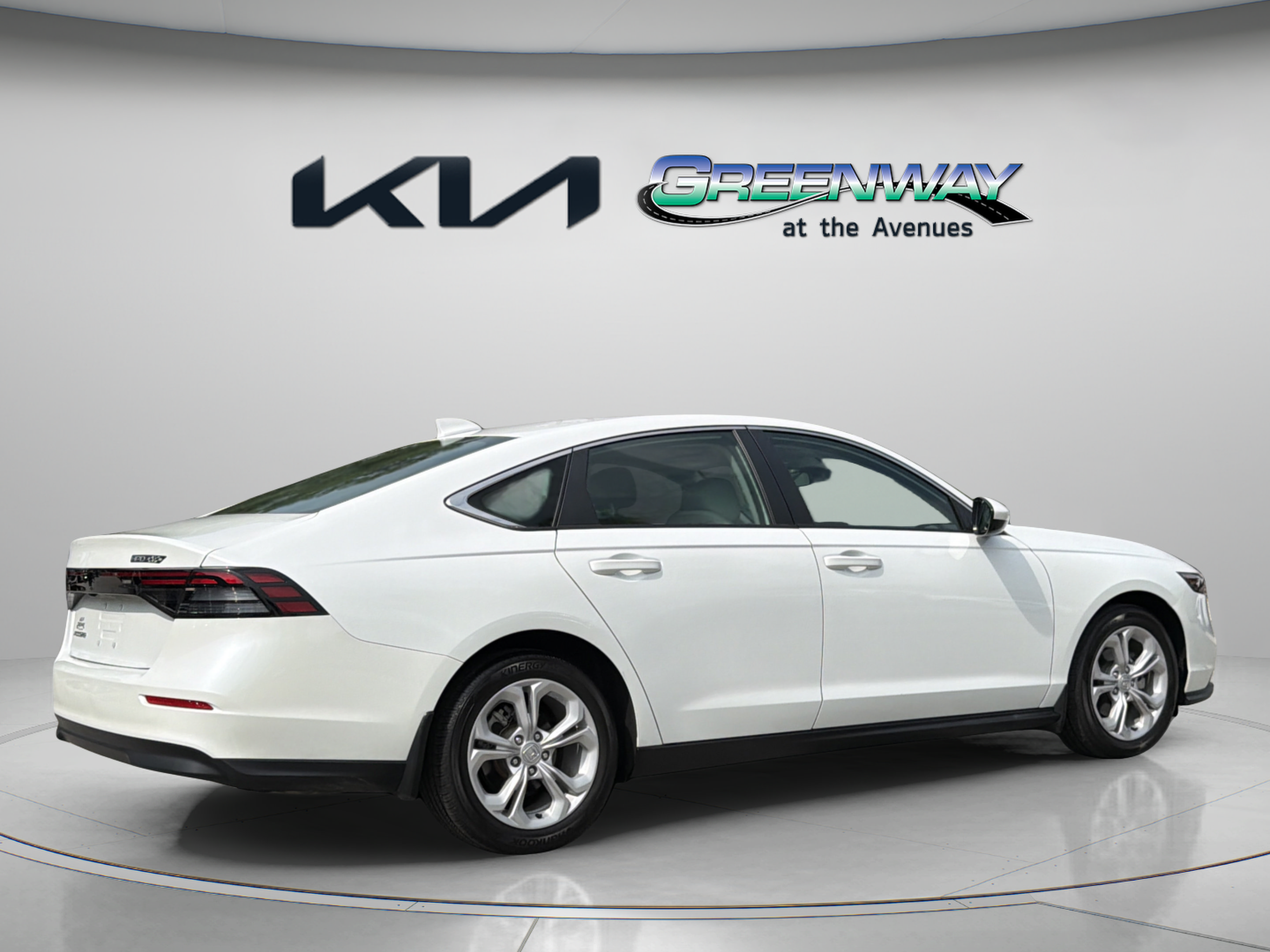 Used 2024 Honda Accord LX image 6