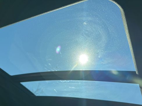 New 2026 BMW X6 xDrive40i w/ Climate Comfort Package image 27