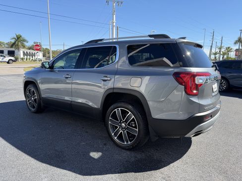Used 2020 GMC Acadia SLT w/ Premium Package image 5