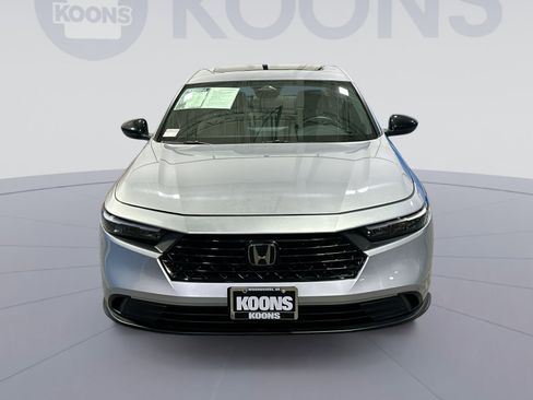 Used 2024 Honda Accord Sport image 11