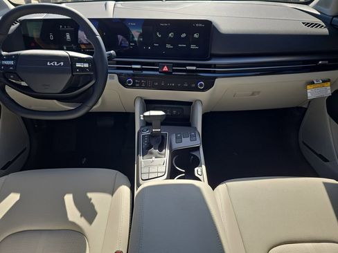 New 2026 Kia Sportage EX FWD image 15
