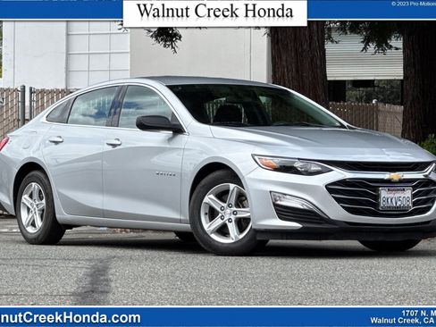 Used 2019 Chevrolet Malibu LS w/ LPO, Convenience Package 2 FWD image 1