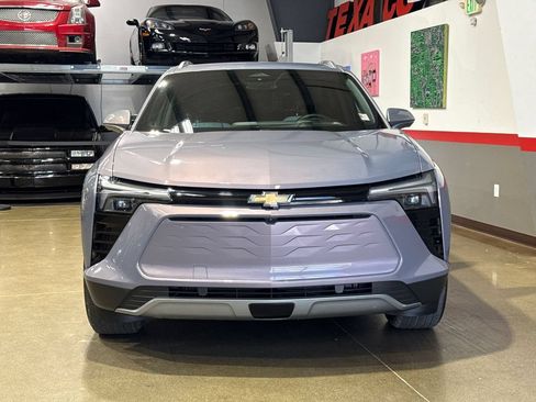Used 2024 Chevrolet Blazer EV LT AWD/4WD image 39