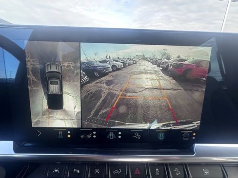 Used 2022 Chevrolet Silverado 1500 LTZ w/ LTZ Premium Package image 29