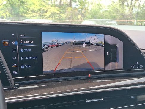 Certified 2024 Cadillac Escalade Premium Luxury Platinum AWD/4WD image 30