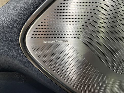 Used 2019 RAM 1500 Limited image 18