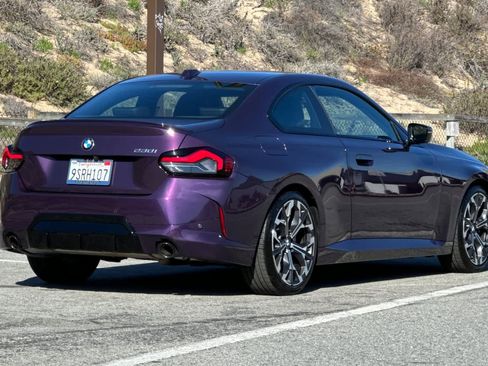 Used 2025 BMW 230i Coupe w/ M Sport Package image 2