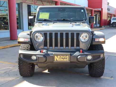 Used 2021 Jeep Wrangler Unlimited Rubicon AWD/4WD image 3