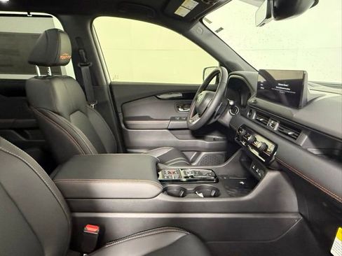 New 2026 Honda Pilot TrailSport image 52