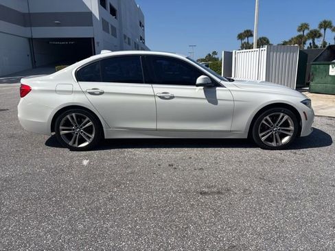 Used 2018 BMW 330i Sedan image 2