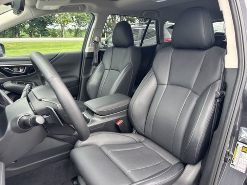 Certified 2025 Subaru Outback Limited AWD/4WD image 17