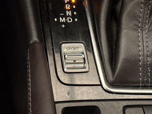 Used 2017 MAZDA MAZDA3 Touring w/ Popular Equipment Package FWD image 28
