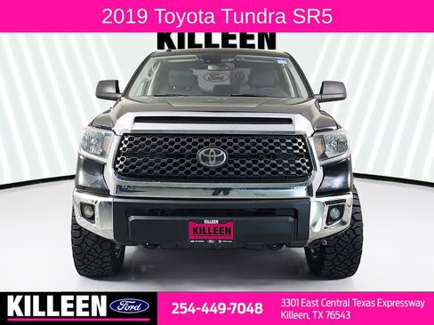 Used 2019 Toyota Tundra SR5 w/ SR5 Upgrade Package AWD/4WD image 2