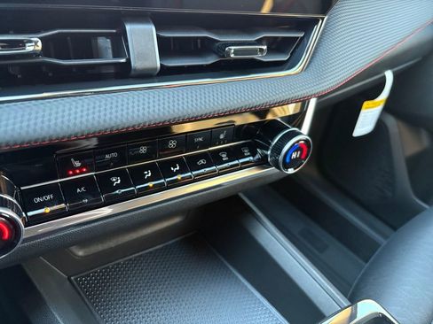 New 2026 Chevrolet Equinox RS image 31