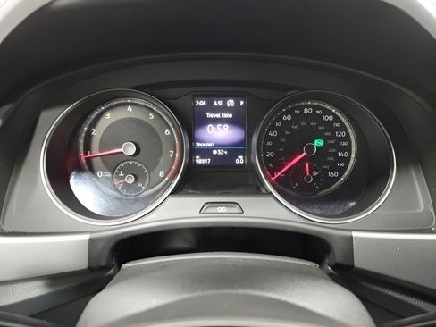 Used 2018 Volkswagen Atlas SE image 30