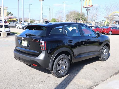 New 2026 Nissan Kicks S image 6