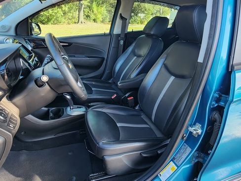 Used 2019 Chevrolet Spark ACTIV image 22