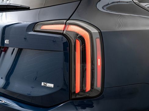 Used 2024 Kia Telluride SX Prestige X-Line image 17