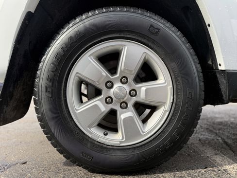 Used 2012 Jeep Liberty Sport w/ Popular Equipment Group image 33