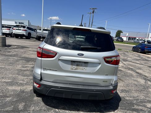 Used 2019 Ford EcoSport SE w/ SE Convenience Package FWD image 4