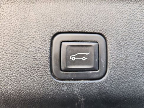 Used 2023 Chevrolet Tahoe RST w/ Luxury Package image 36