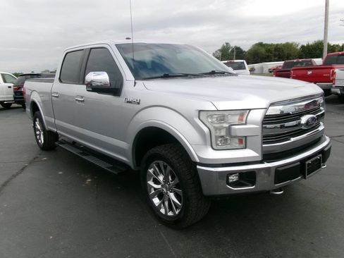 Used 2017 Ford F150 Lariat w/ Equipment Group 502A Luxury image 4