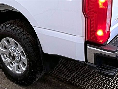 Used 2024 Ford F350 XLT AWD/4WD image 15