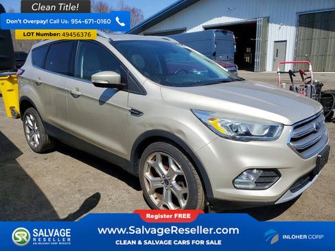 Used 2017 Ford Escape Titanium AWD/4WD image 5