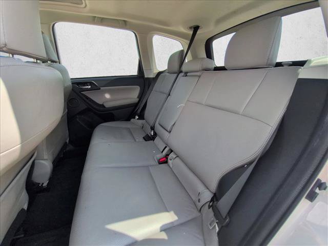 Used 2016 Subaru Forester 2.5i Touring w/ Eyesight & Navigation System AWD/4WD image 18