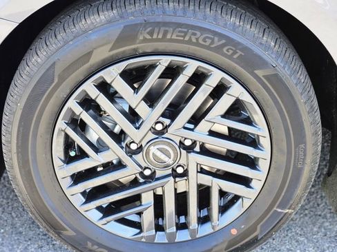 New 2026 Nissan Sentra SV w/ SV Convenience Package FWD image 10