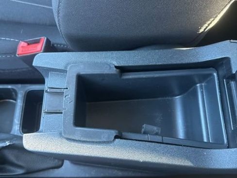 Used 2021 Ford EcoSport SE w/ SE Convenience Package image 26