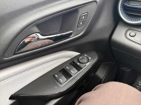 New 2026 Chevrolet Trax LT image 15