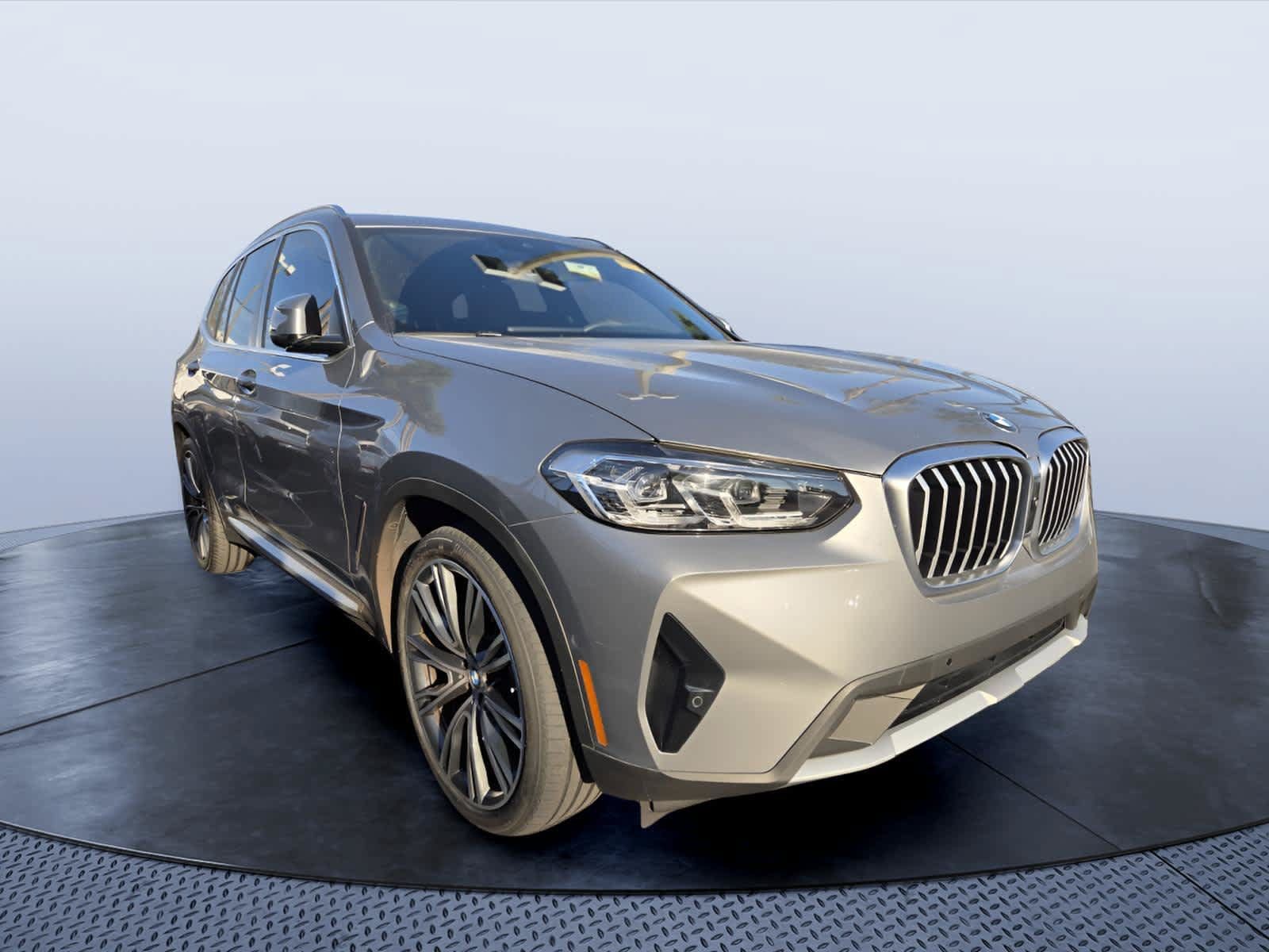 Used 2023 BMW X3 sDrive30i w/ Premium Package w/ZPA RWD image 1