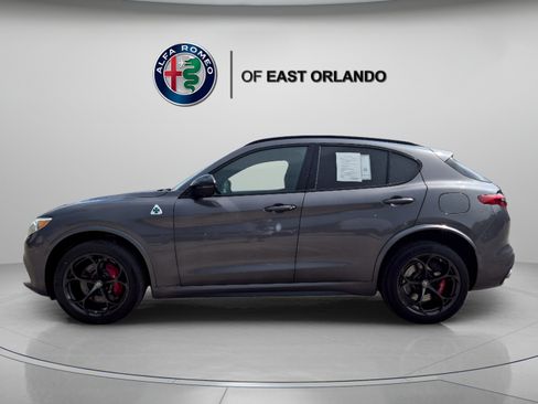 Used 2022 Alfa Romeo Stelvio Quadrifoglio w/ Active Assist Plus Package AWD/4WD image 4