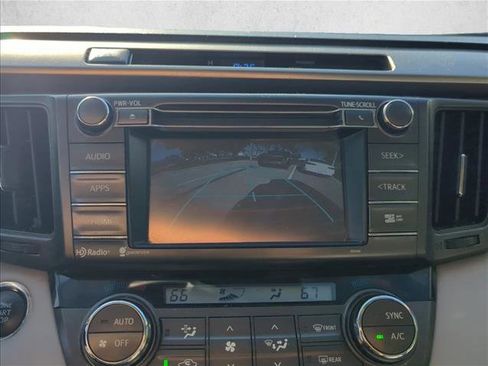 Used 2014 Toyota RAV4 Limited image 18