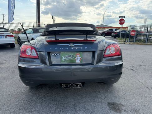 Used 2005 Chrysler Crossfire Limited RWD image 7