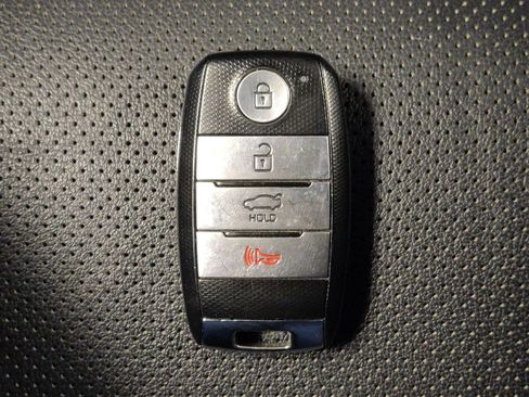 Used 2018 Kia Forte EX FWD image 32