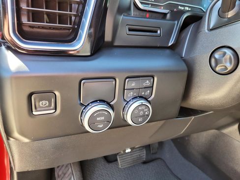Used 2022 GMC Sierra 1500 Denali RWD image 24